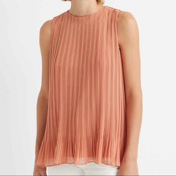 BNWOT Club Monaco Pleated swing top in peach - Picture 4 of 11